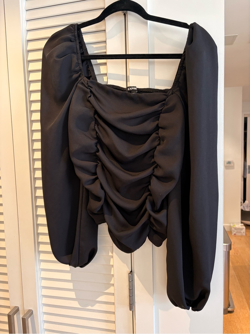 Express Black Ruched Puff-Sleeve Top